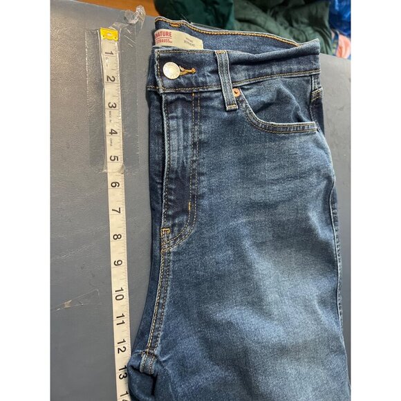 Signature By Levi Strauss Womens Heritage Boyfriend Jeans W28 Mid-Rise Medium Wa - Picture 3 of 13